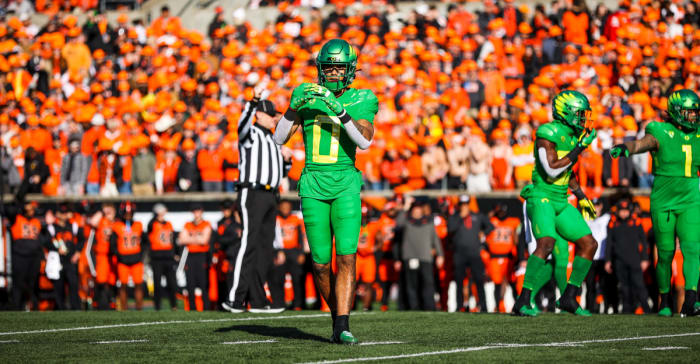 Oregon Ducks cornerback Christian Gonzalez against the Oregon State Beavers.